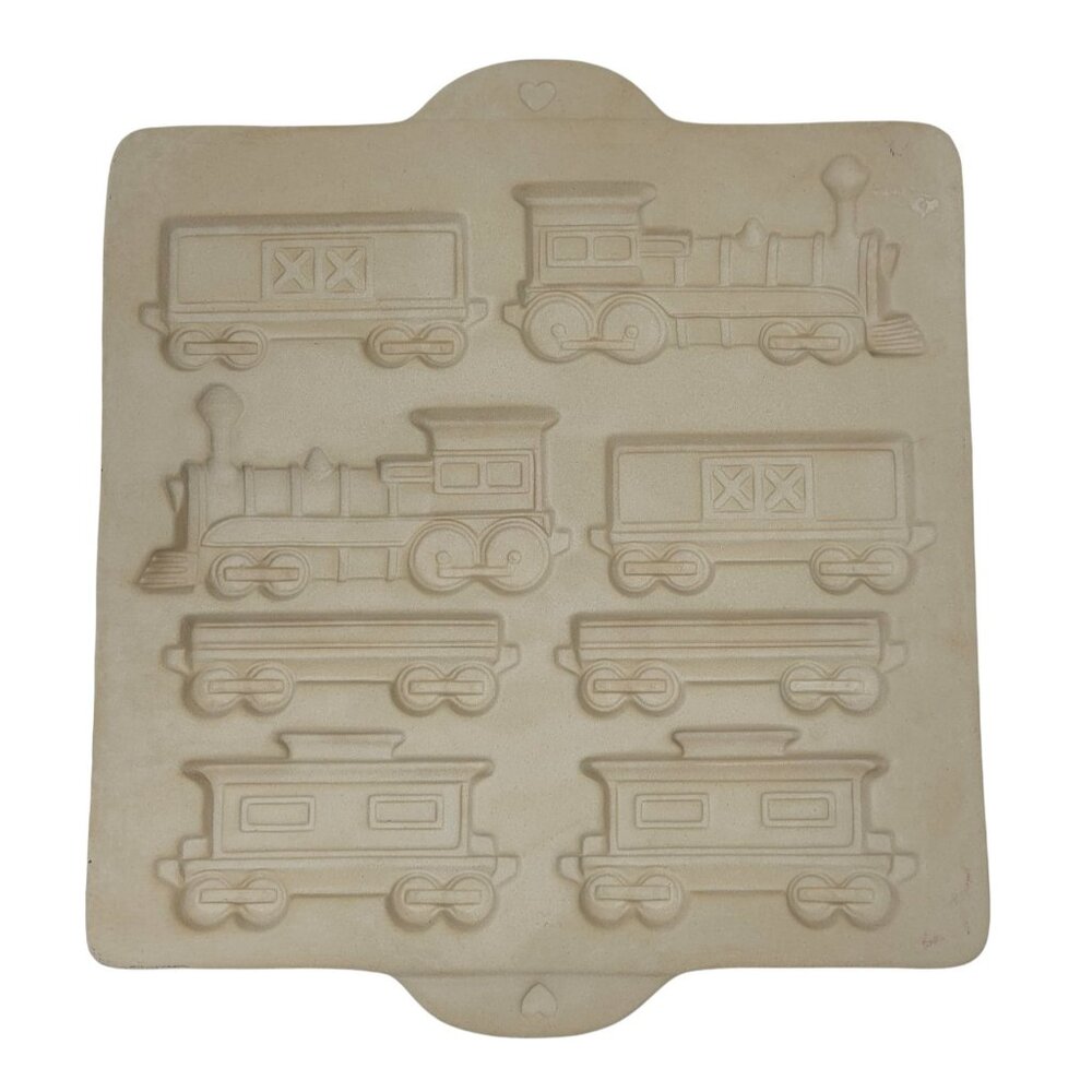 The Pampered Chef Vintage 1998 Family Heritage Hometown Stoneware Gingerbread Tr